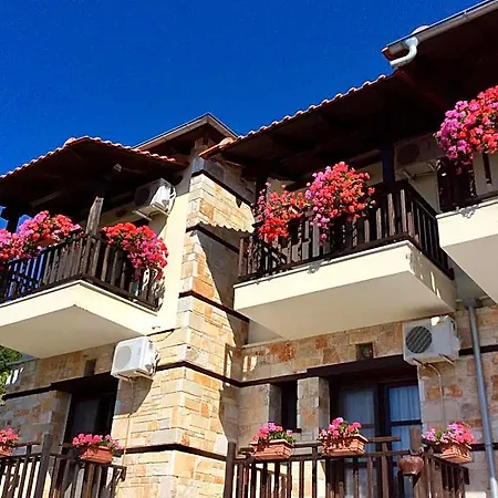 Petrini Gonia Hotel 3*
