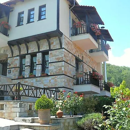 Petrini Gonia Hotel